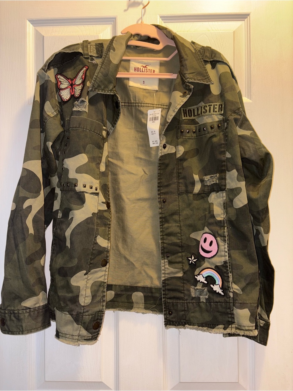 Hollister Camo Military Jacket Patches Embroidered Butterfly women’s S NWT